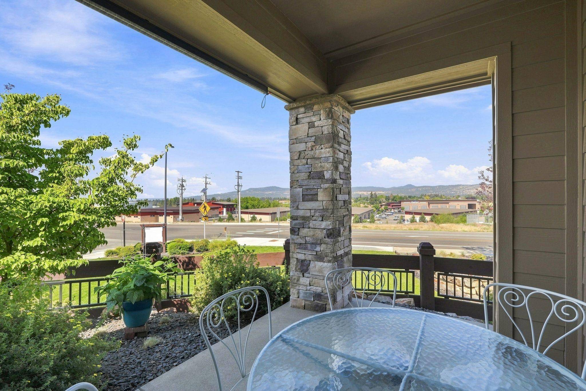 24317 E PINNACLE Ct, Liberty Lake, WA 99019