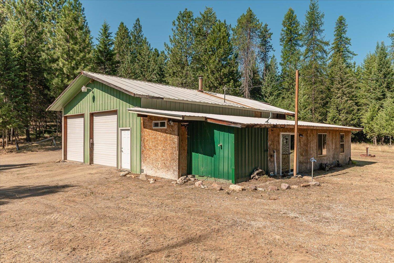 4227 Lyon and Moss Rd, Loon Lake, WA 99148