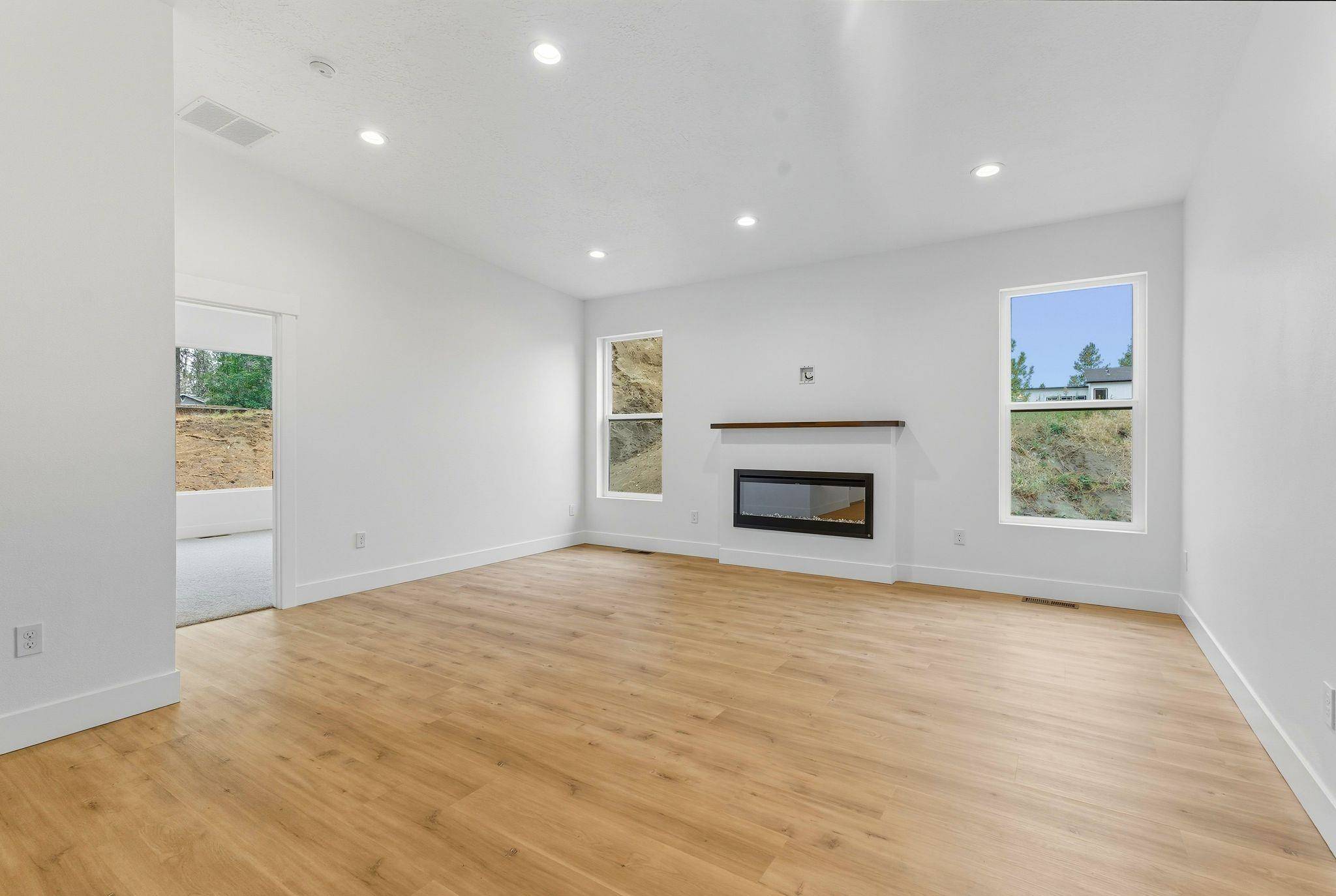 3723 E Nyberg Ln ##3, Mead, WA 99021