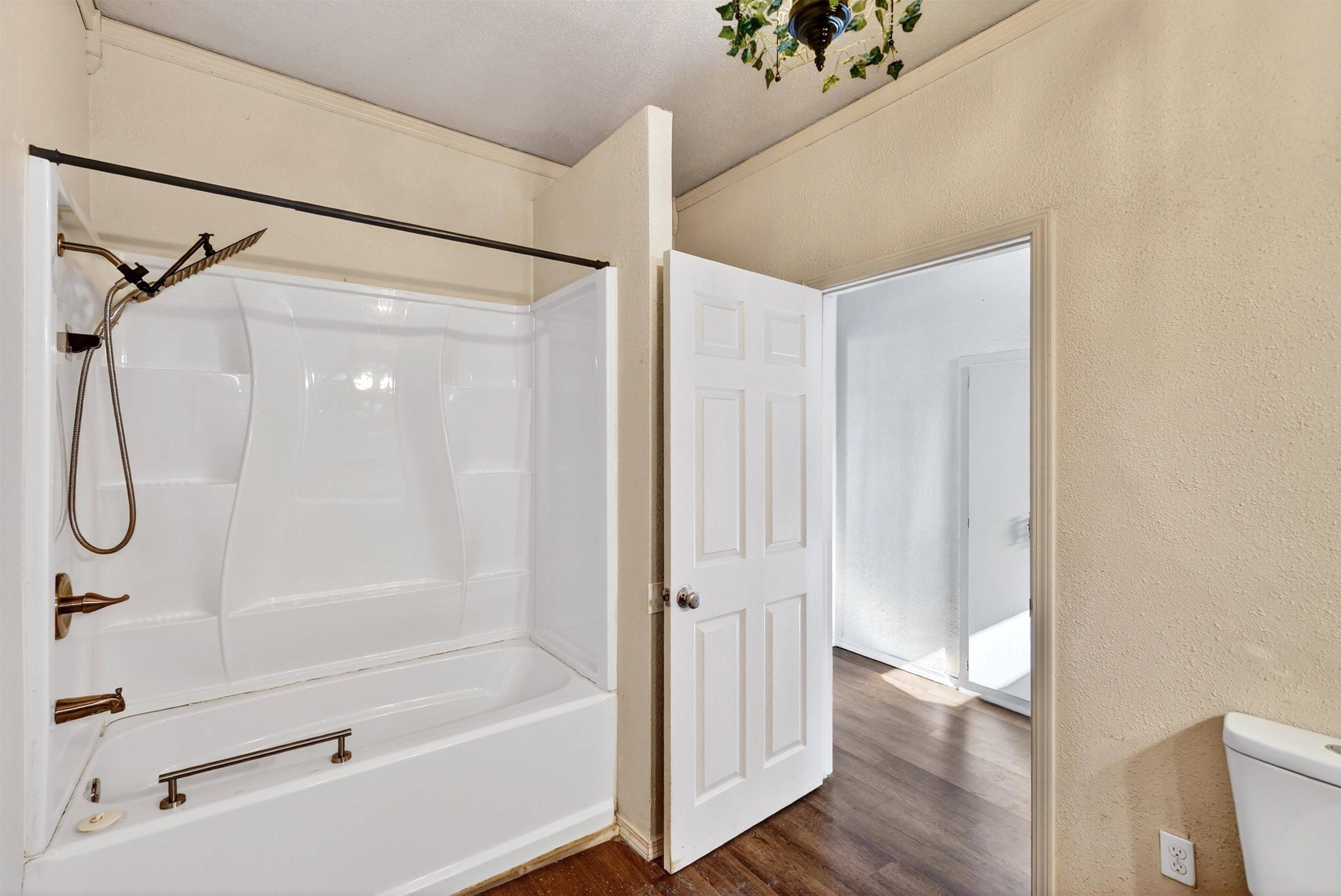 1203 E Broad Ave, Spokane, WA 99207