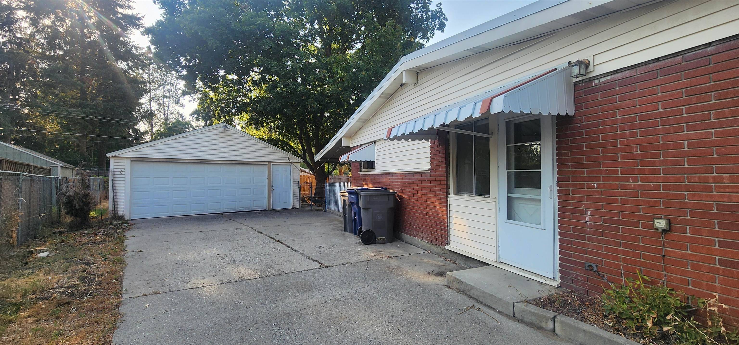 6907 N Stevens St, Spokane, WA 99208