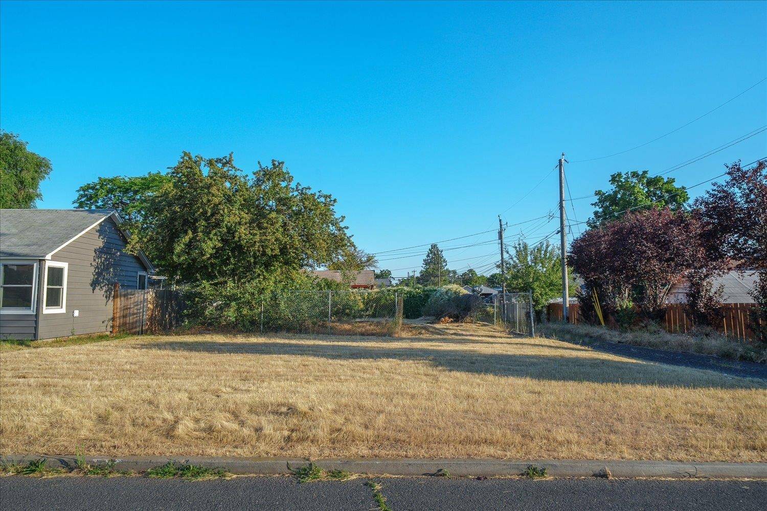 1222 E Marietta Ave, Spokane, WA 99207