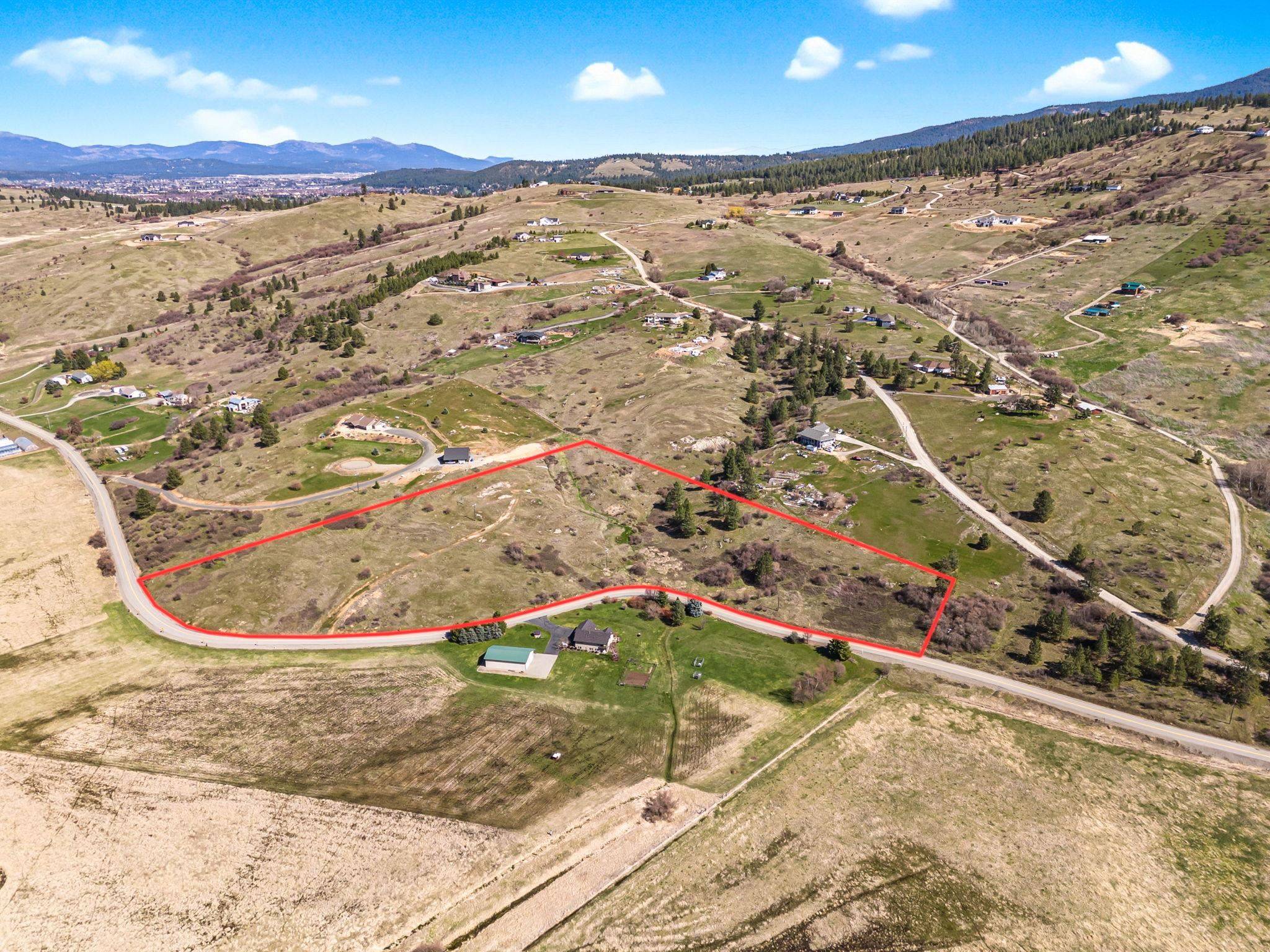3811 S Henry Rd, Greenacres, WA 99016