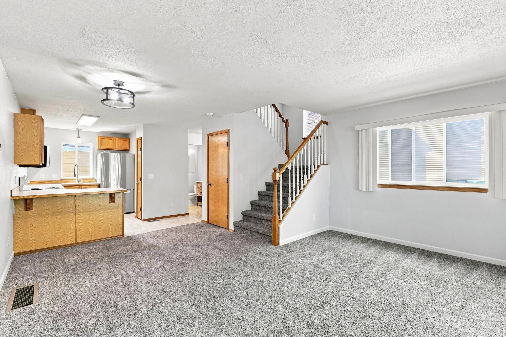 23011 E Colt Ln, Liberty Lake, WA 99019