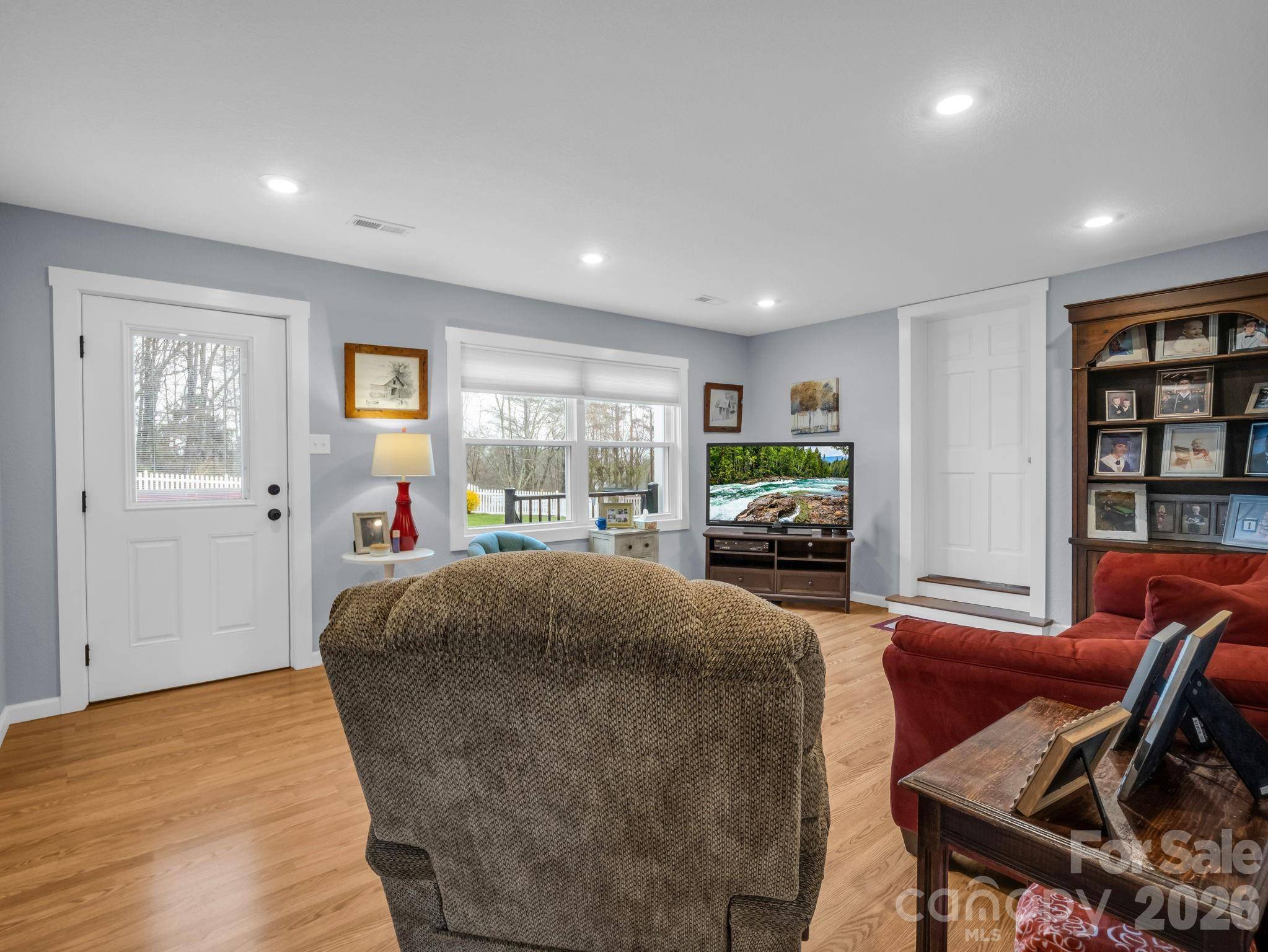 1086 Carters Ridge RD, Spruce Pine, NC 28777