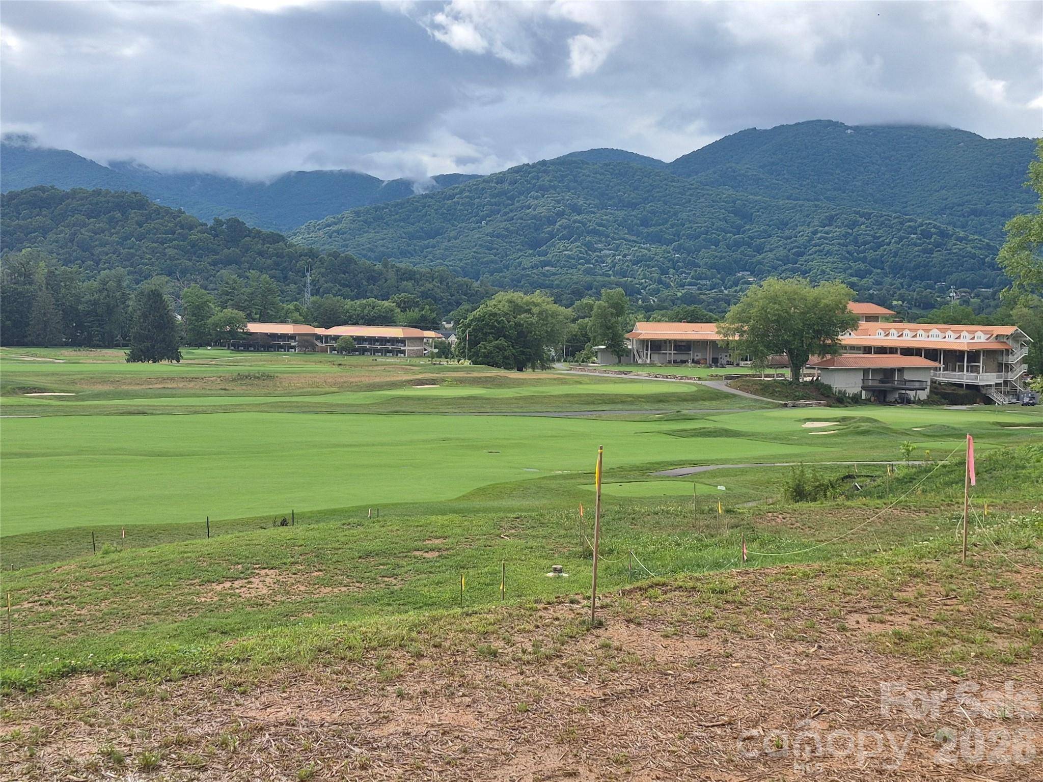 30 Farmer Branch LN #2, Waynesville, NC 28786