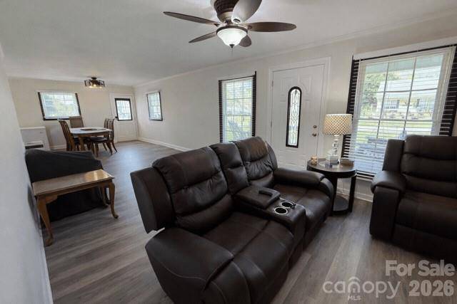 636 Willis RD, Dallas, NC 28034