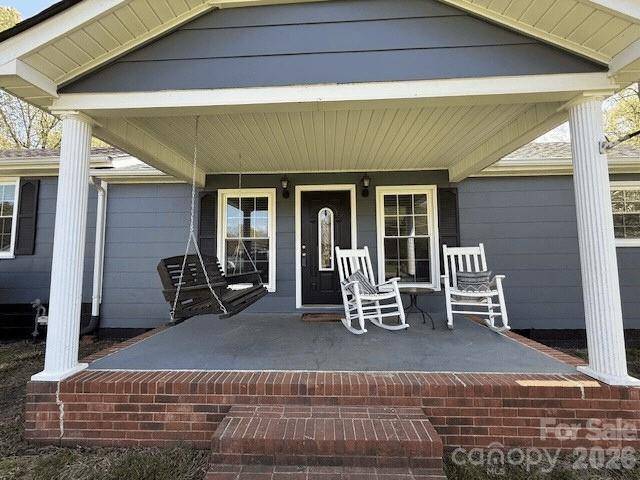 636 Willis RD, Dallas, NC 28034