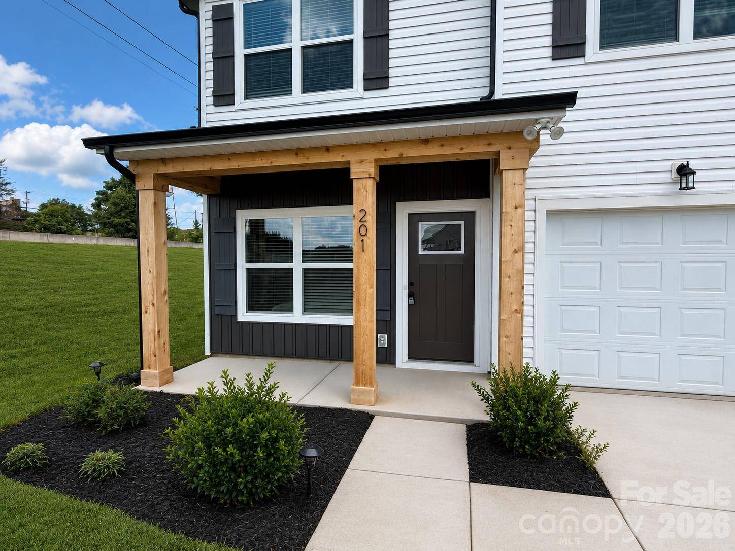 201 E Rice ST, Landis, NC 28088