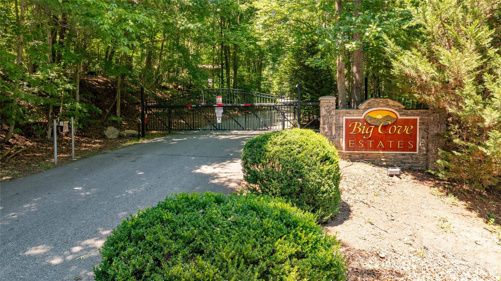 222 Hidden Ridge DR, Candler, NC 28715