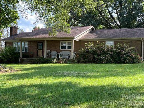 1211 Sharon School RD, Stony Point, NC 28678