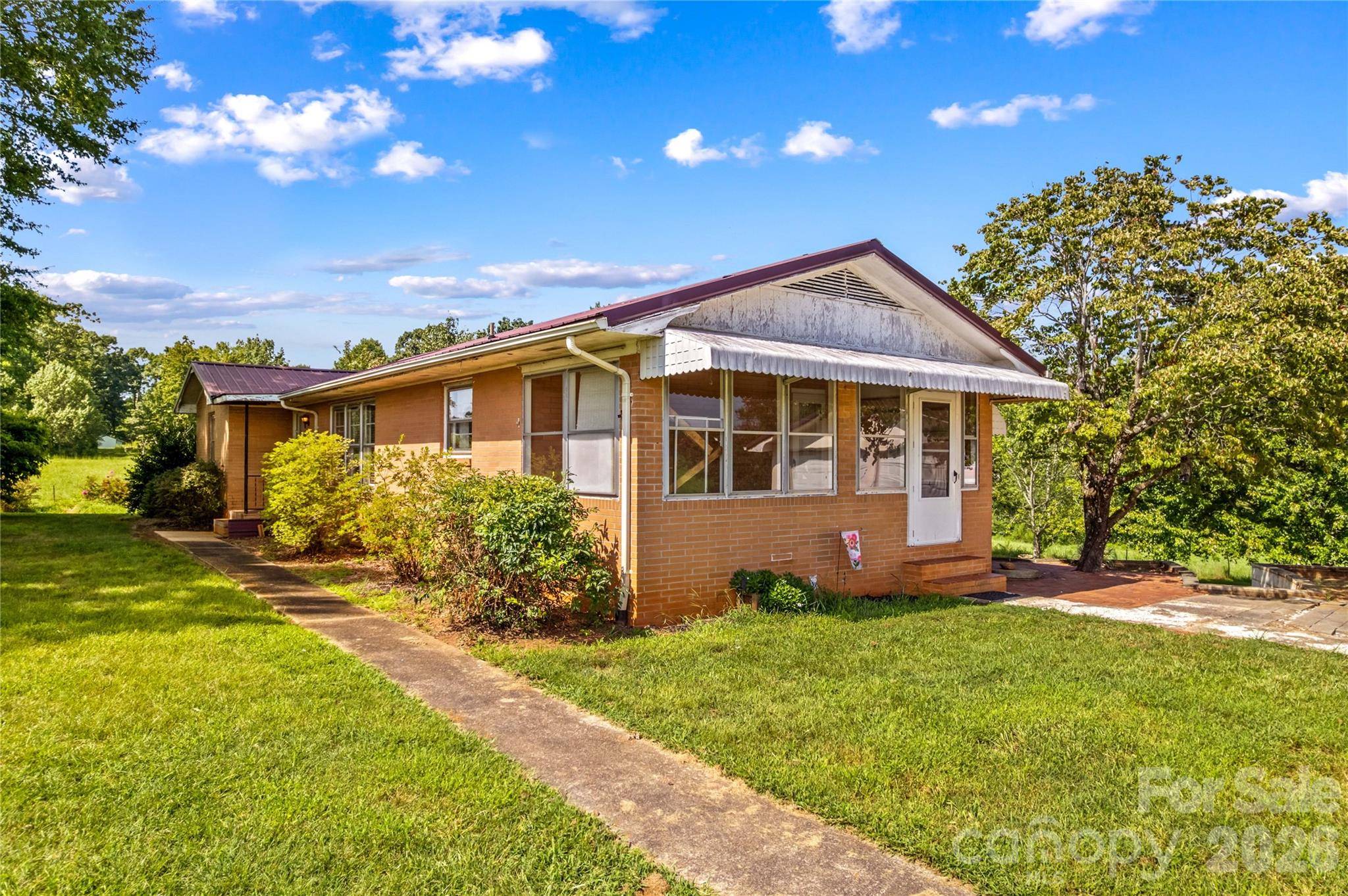 6714 W NC 10 HWY, Vale, NC 28168