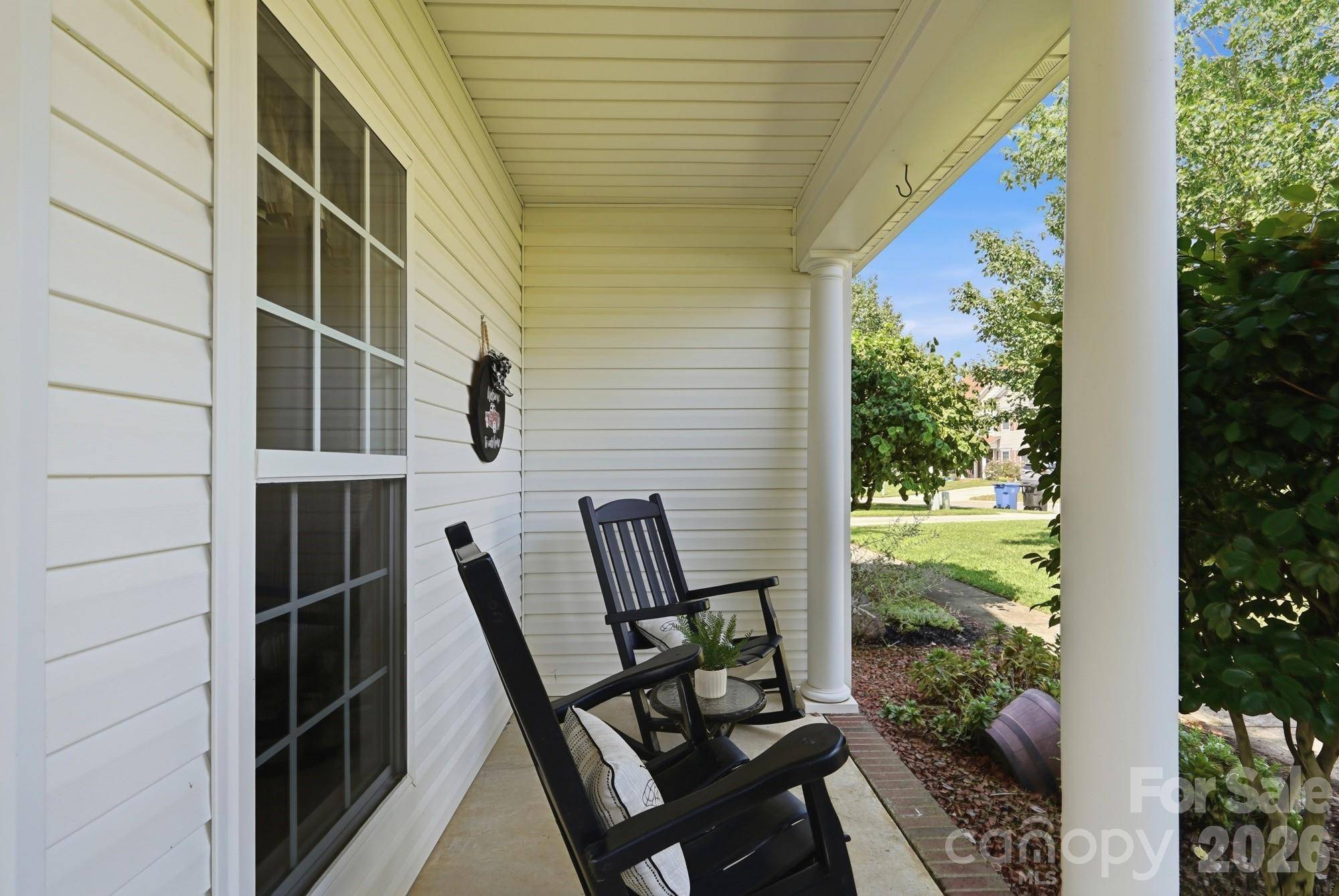 134 Lamplighter LN, Mooresville, NC 28115
