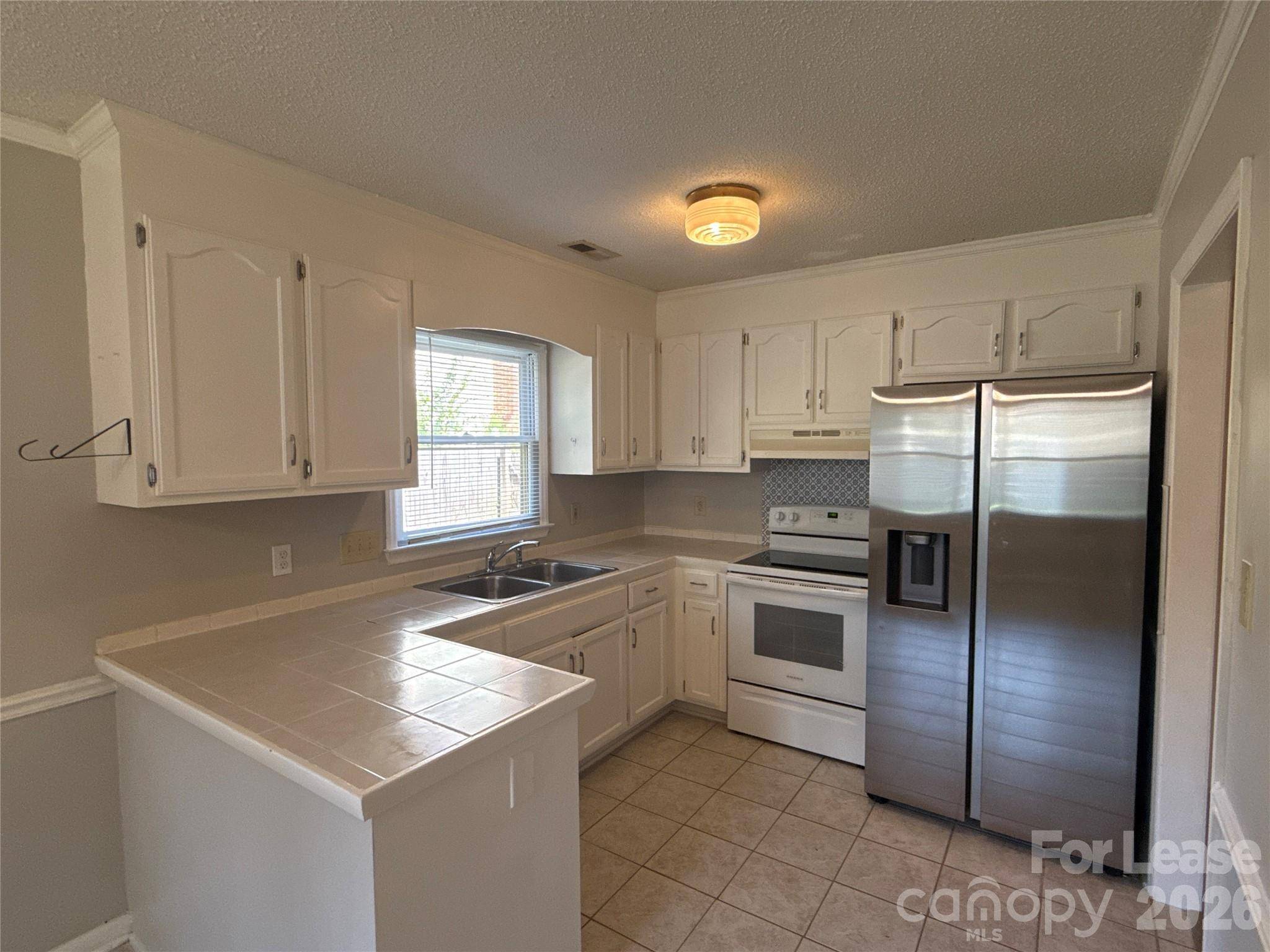 7638 Campbell Creek LN, Charlotte, NC 28212