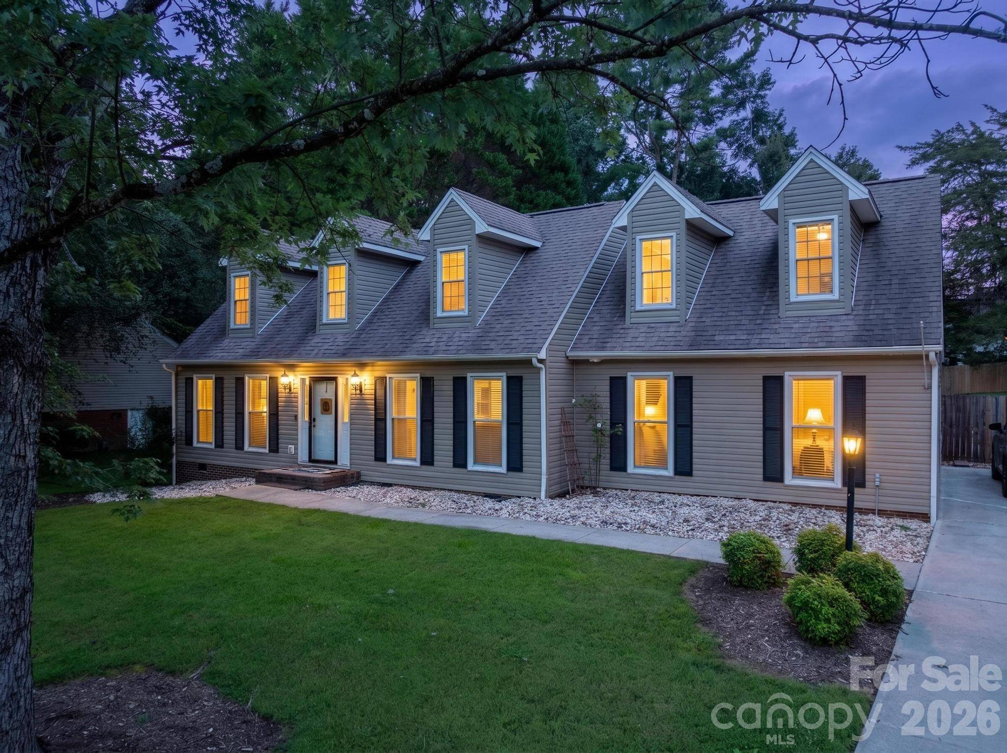 922 Plantation DR, Lenoir, NC 28645