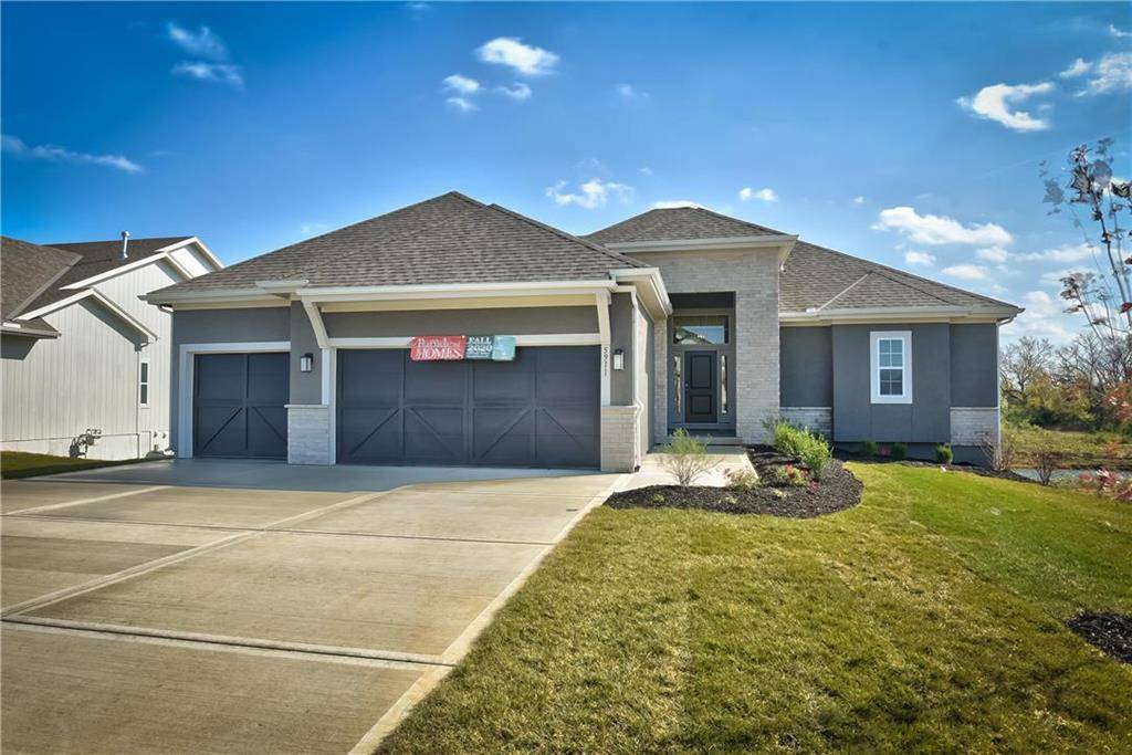 2284 Wabash ST, Olathe, KS 66061