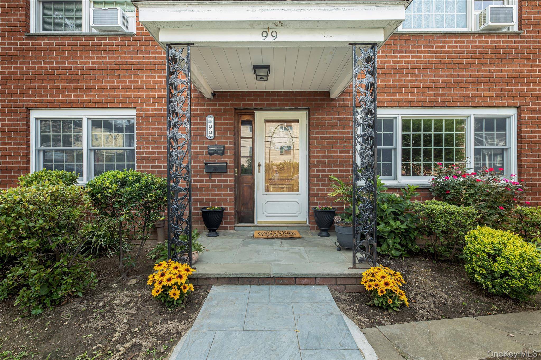 99 Clarendon AVE, Yonkers, NY 10701