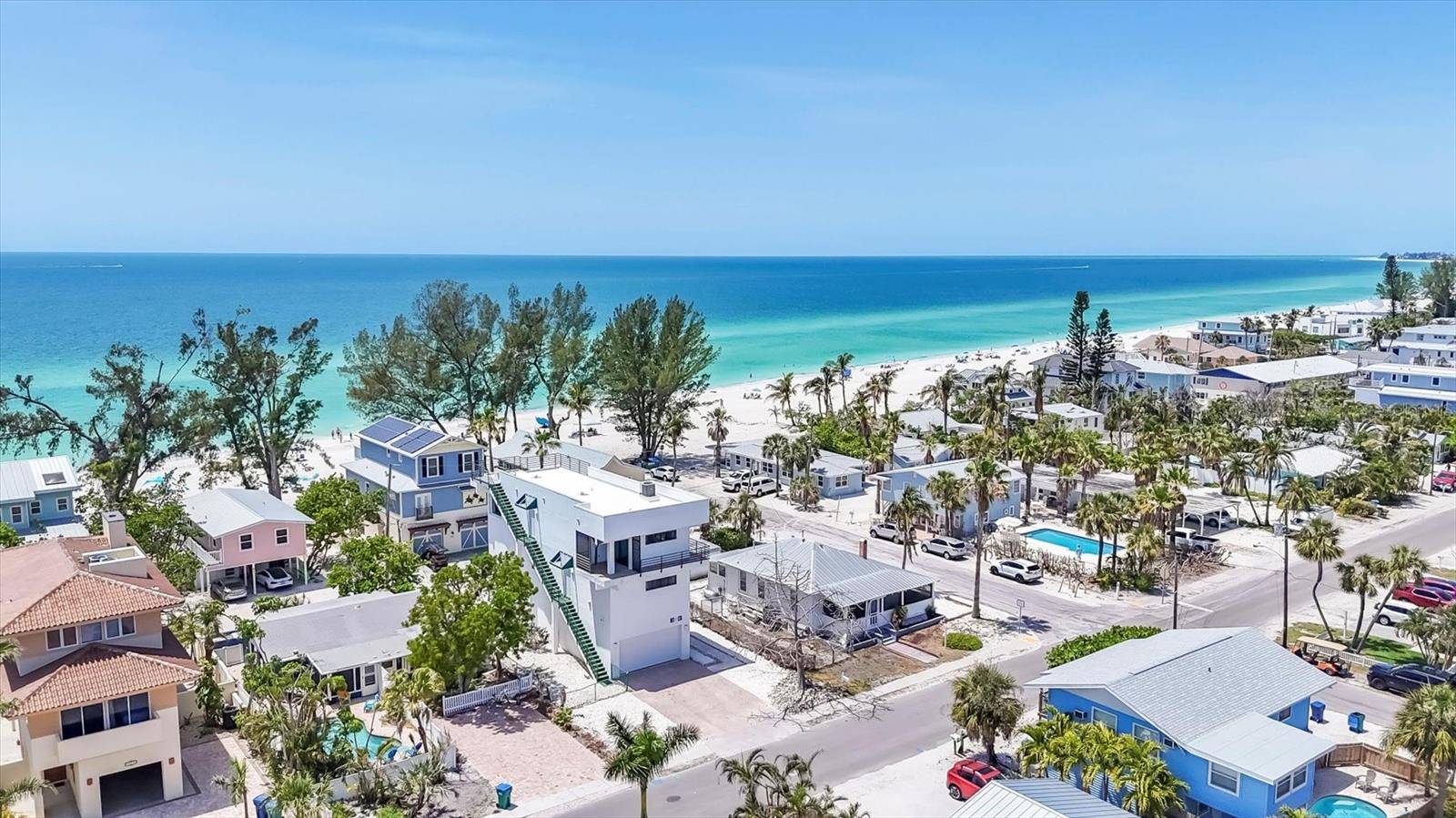 2918 AVENUE E, Holmes Beach, FL 34217