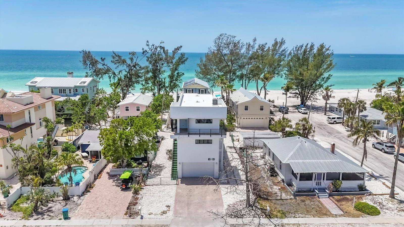2918 AVENUE E, Holmes Beach, FL 34217
