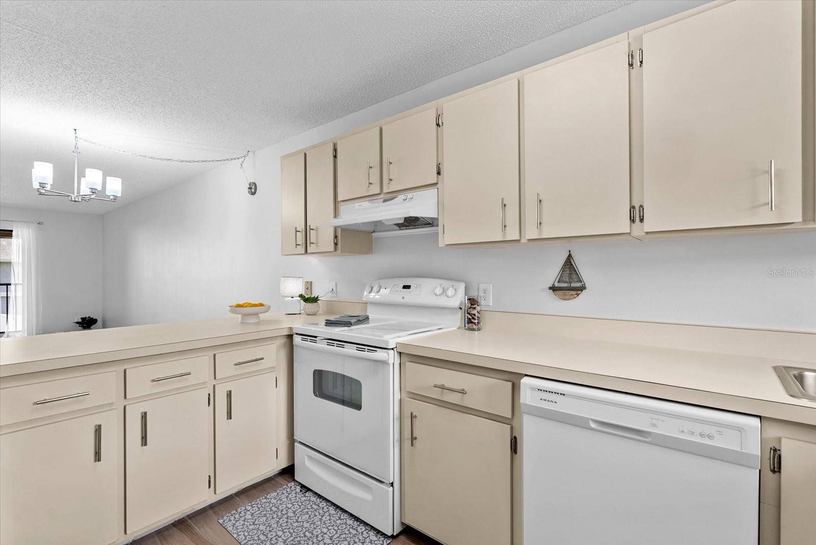 6033 34TH ST W #28, Bradenton, FL 34210