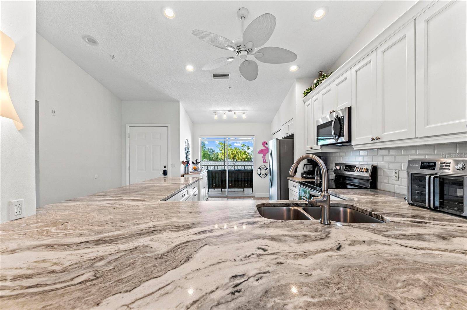 4639 CHAPEL HILL DR #2925, Sarasota, FL 34238