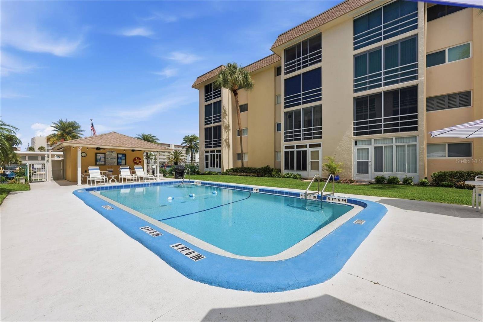995 LAGUNA DR #103, Venice, FL 34285