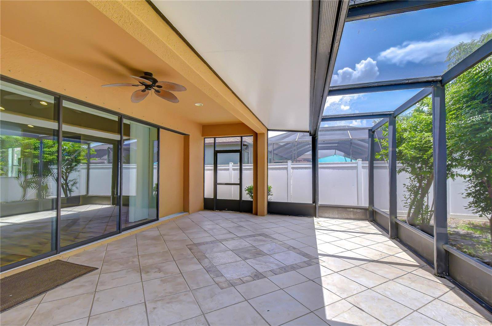 8443 WHITE POPLAR DR, Riverview, FL 33578