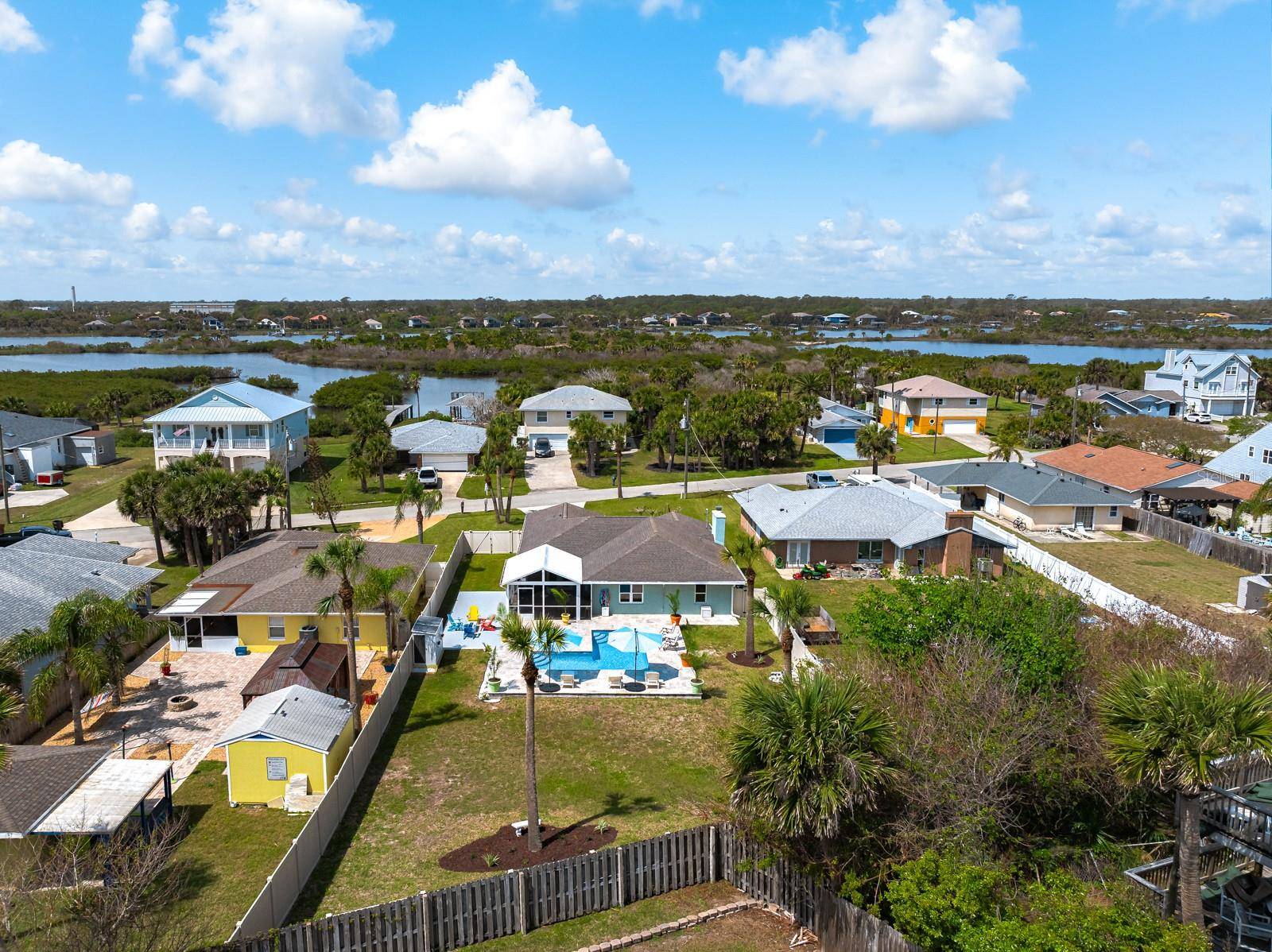 1946 N DAYTONA AVE, Flagler Beach, FL 32136
