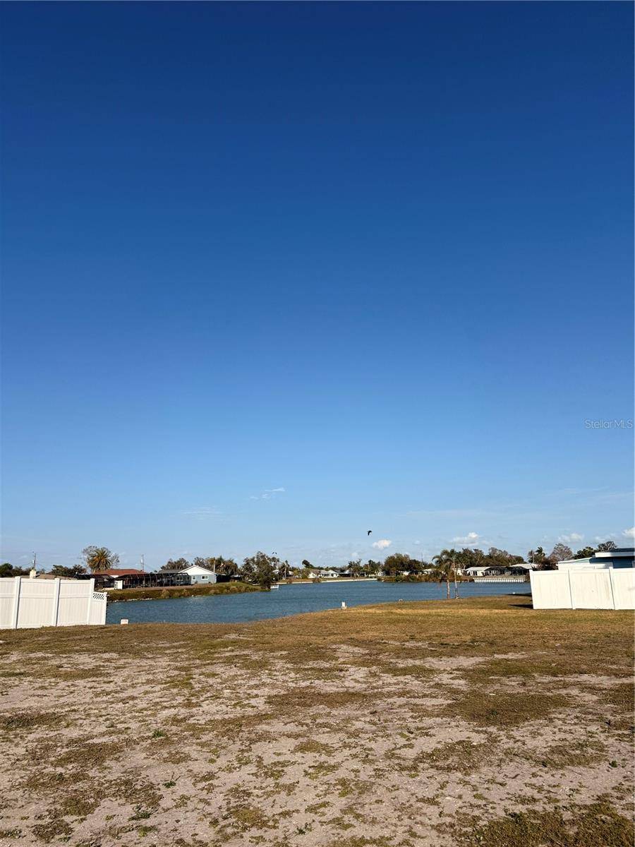 303 SHAMROCK BLVD, Venice, FL 34293