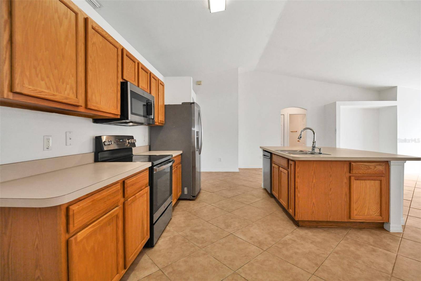 18 JUNIPER LOOP DR, Ocala, FL 34480
