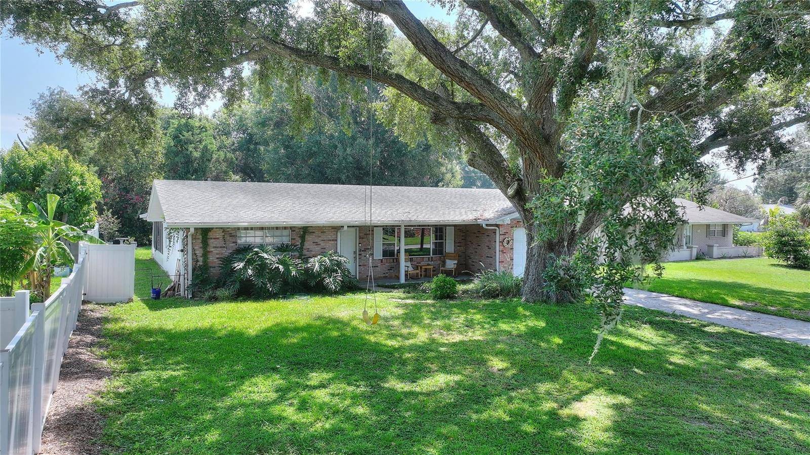 2802 SUNSET DR NW, Winter Haven, FL 33881