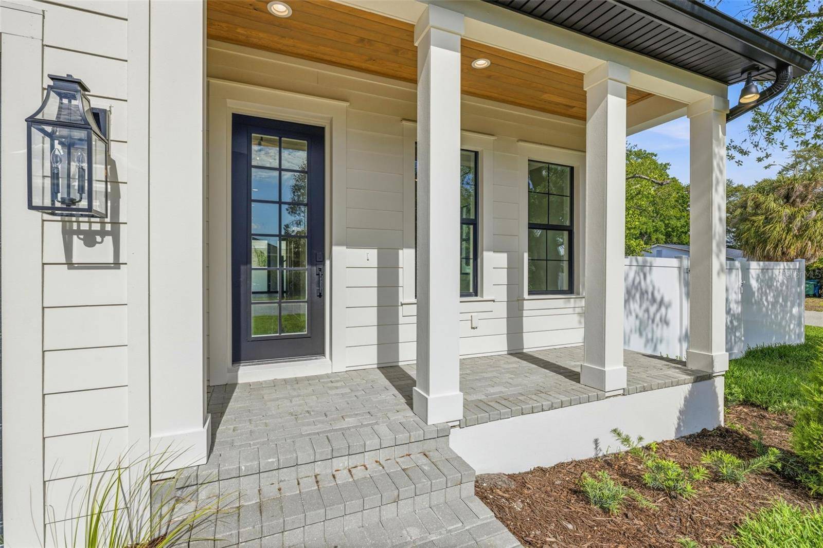 2936 W ROGERS AVE, Tampa, FL 33611