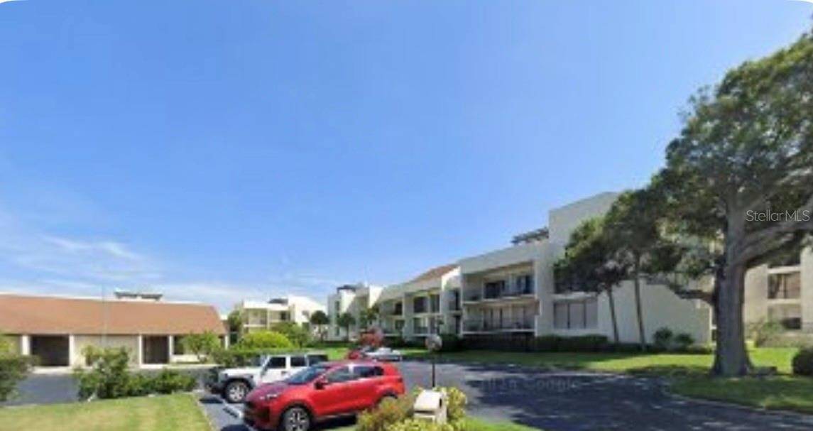 50 COE RD #322, Belleair, FL 33756