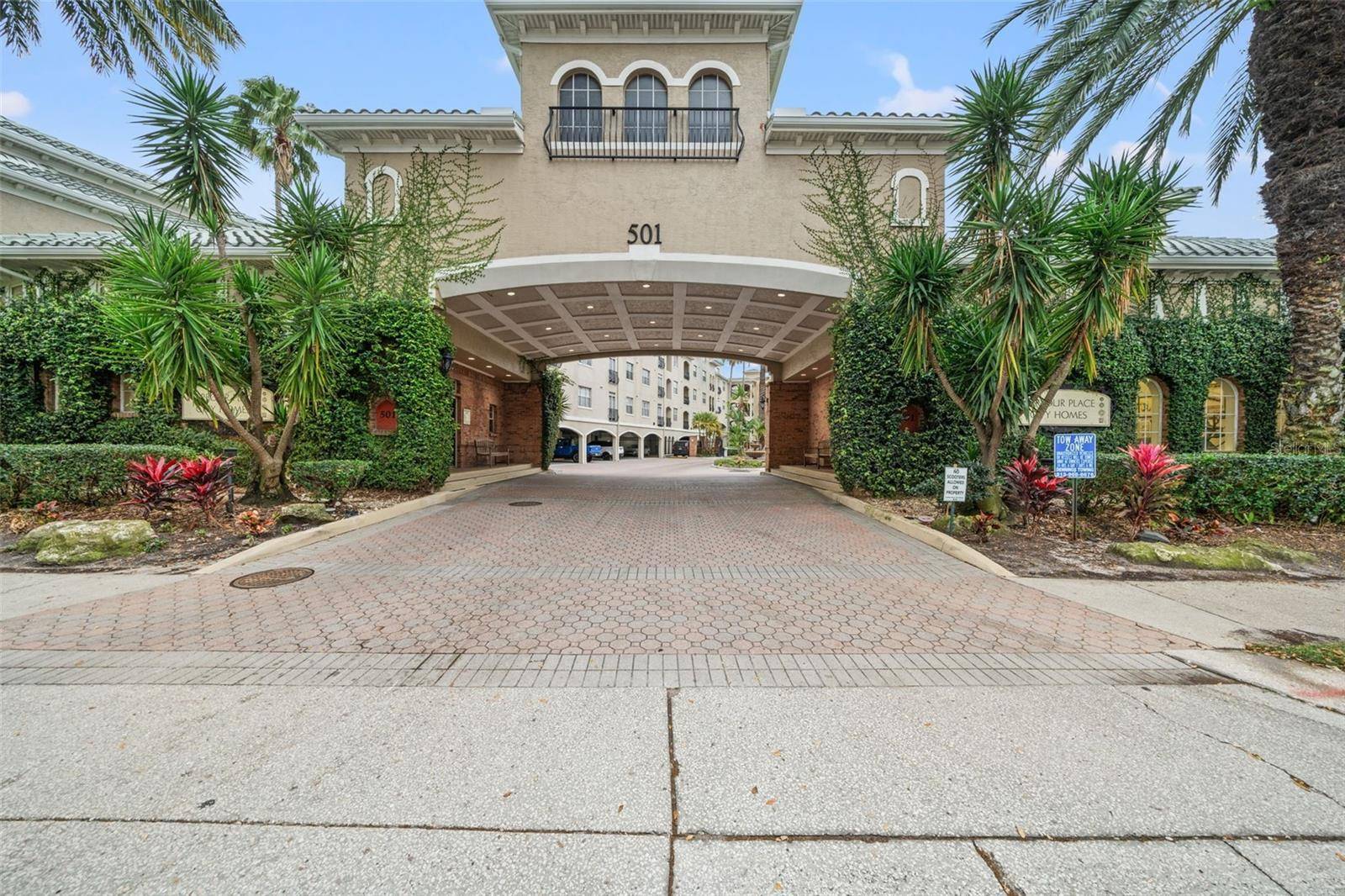 501 KNIGHTS RUN AVE #2111, Tampa, FL 33602