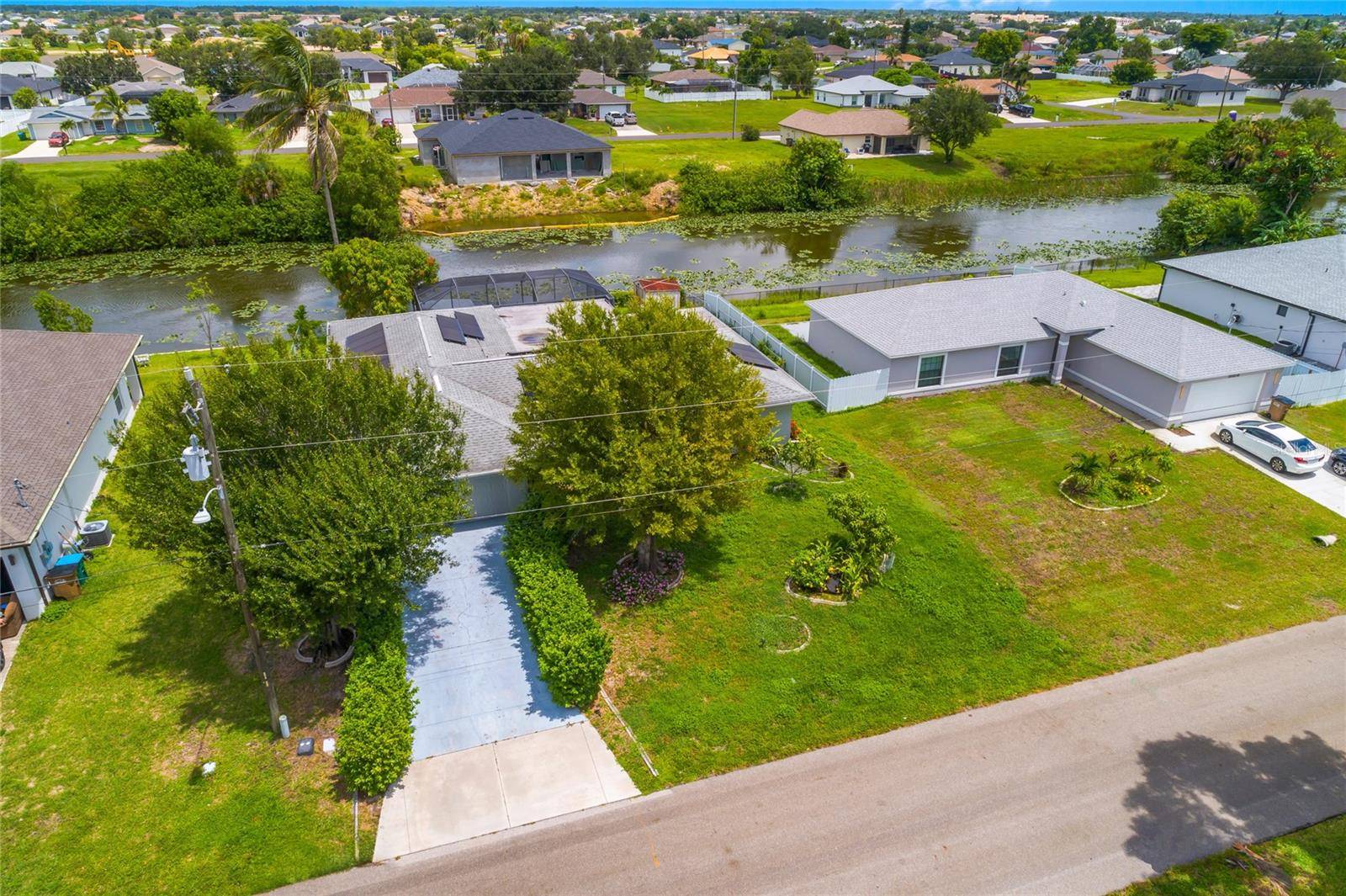 1121 NE 11TH TER, Cape Coral, FL 33909
