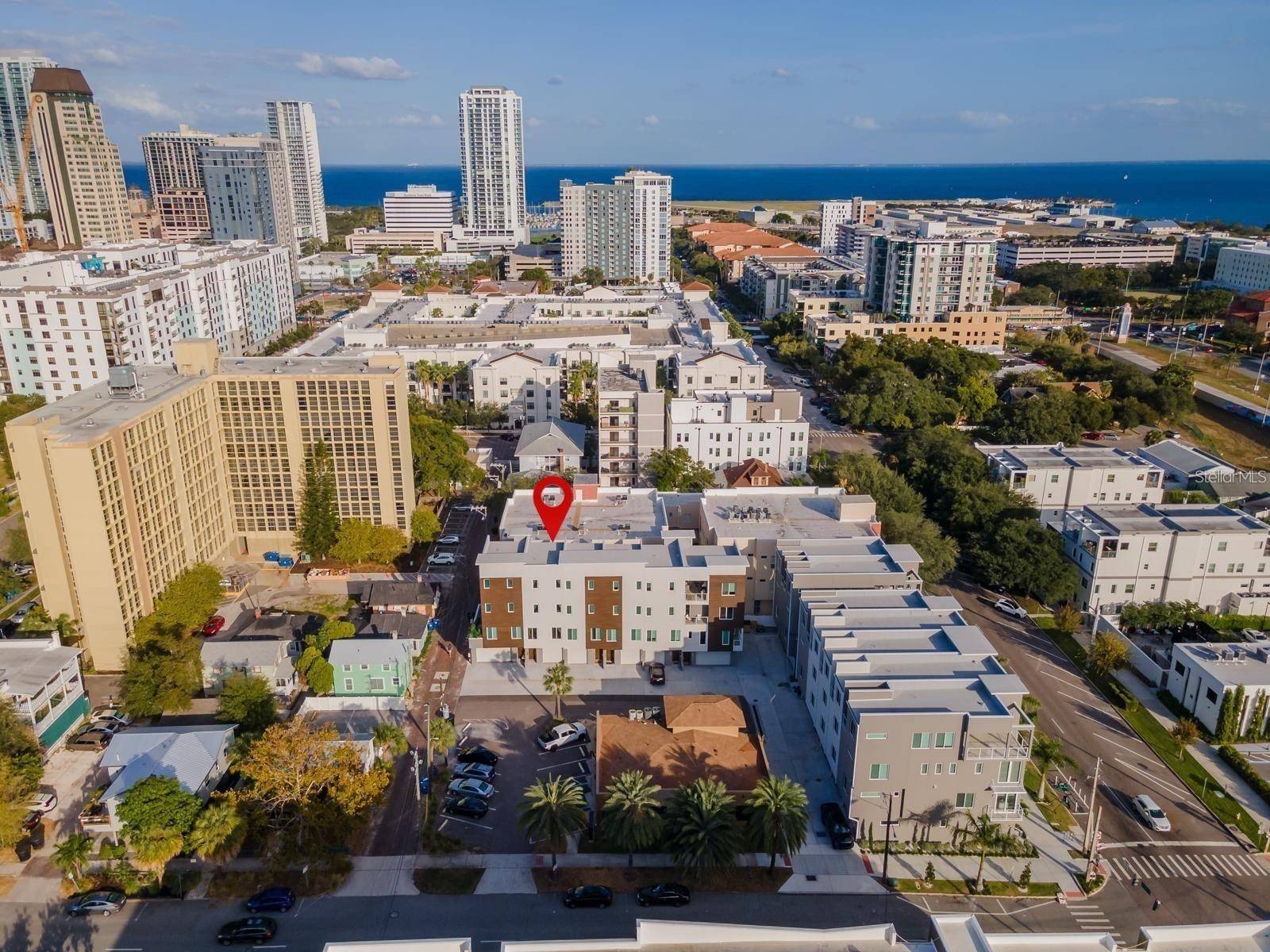 372 6TH ST S #12, St Petersburg, FL 33701
