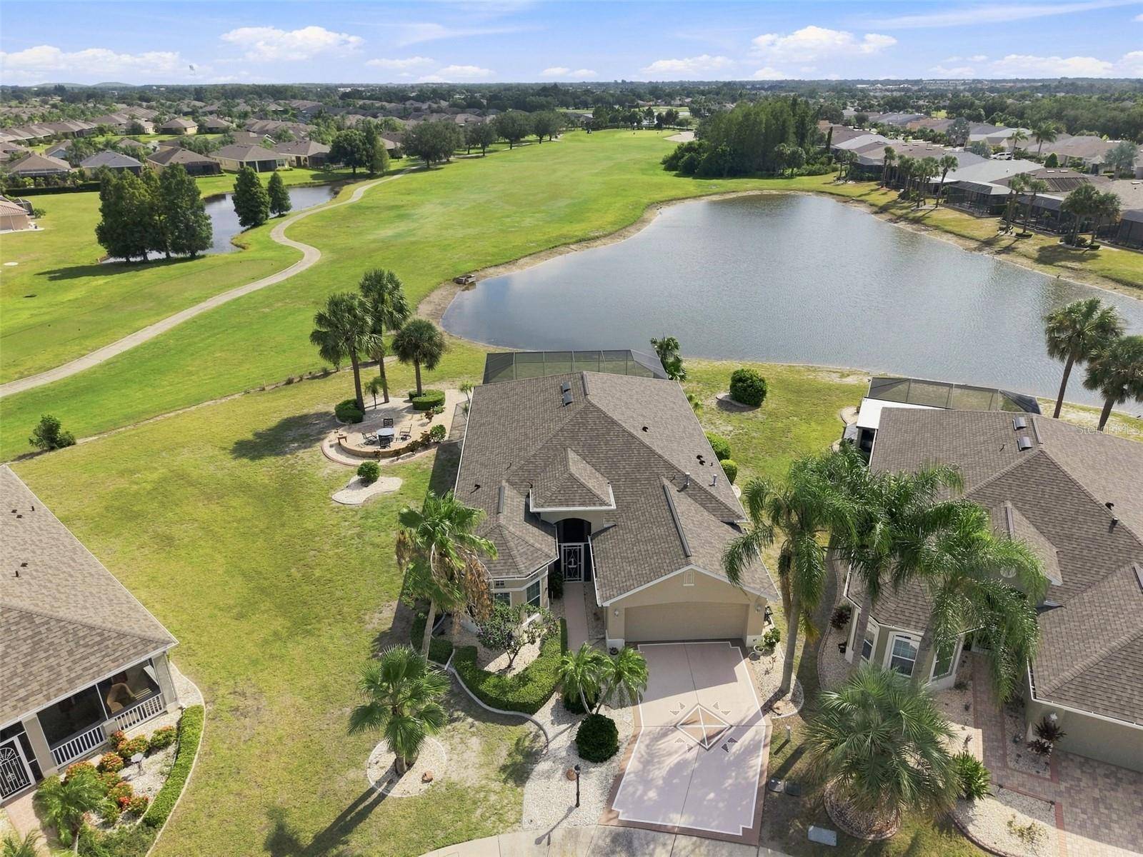 1104 JASMINE CREEK CT, Sun City Center, FL 33573
