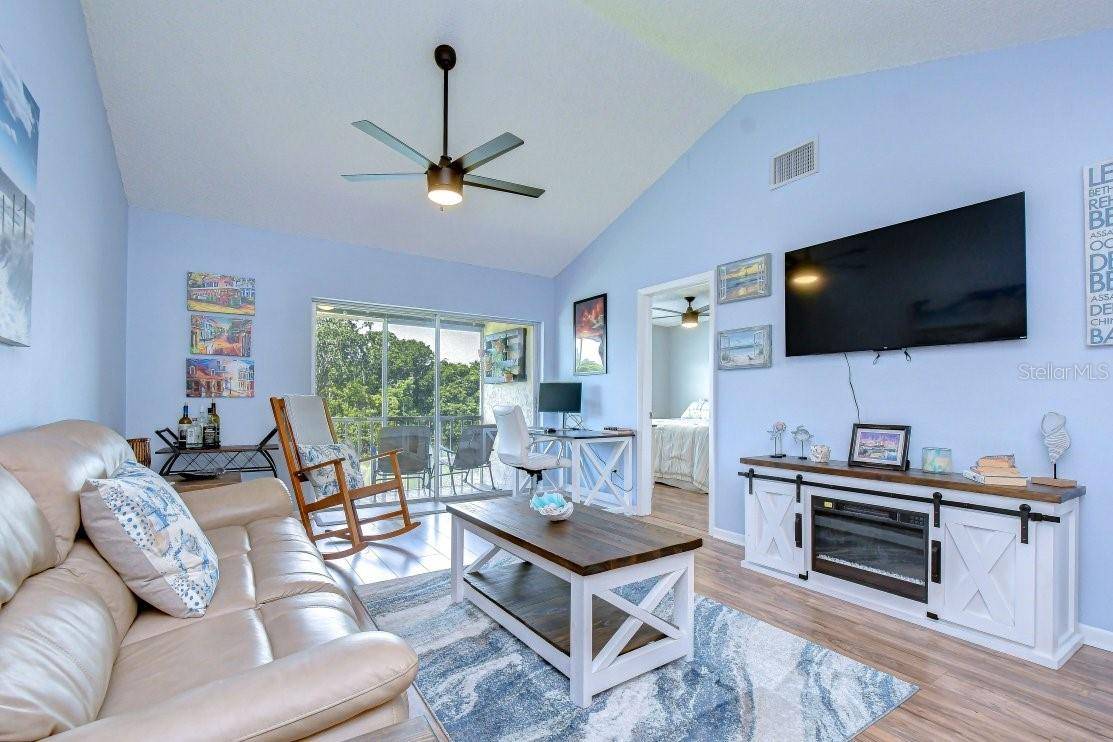 4925 MYRTLE OAK DR #25, New Port Richey, FL 34653