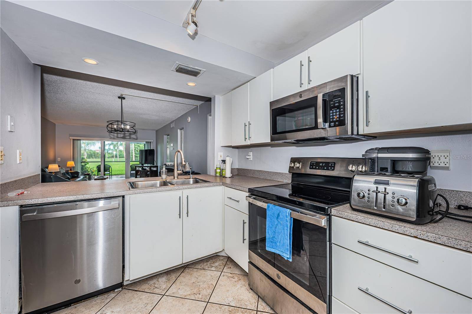 6269 PALMA DEL MAR BLVD S #112, St Petersburg, FL 33715