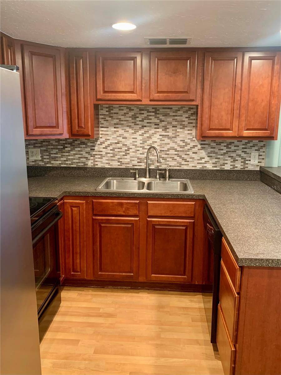 4607 W NORTH B ST #208, Tampa, FL 33609