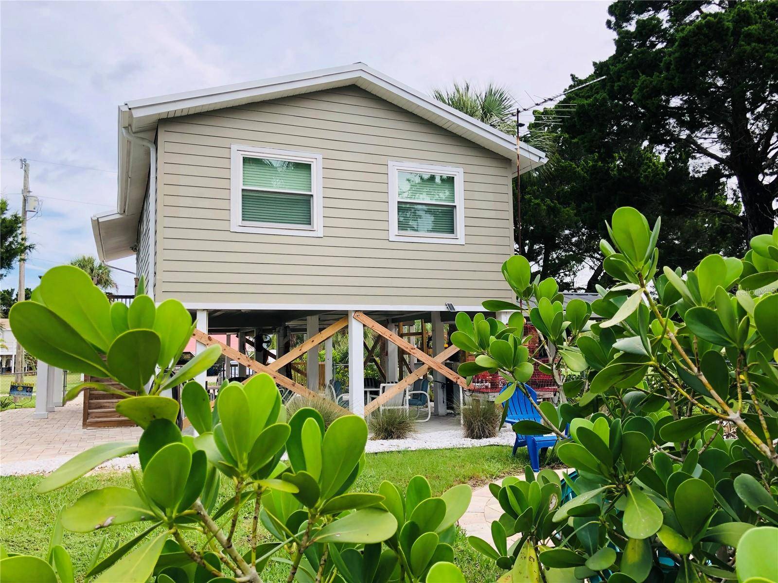 3480 HARBOR DR, Weeki Wachee, FL 34607
