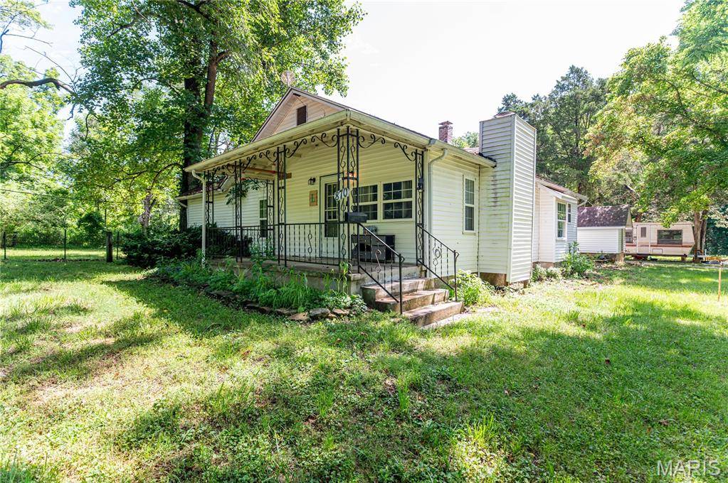 870 Walnut ST, Newburg, MO 65550