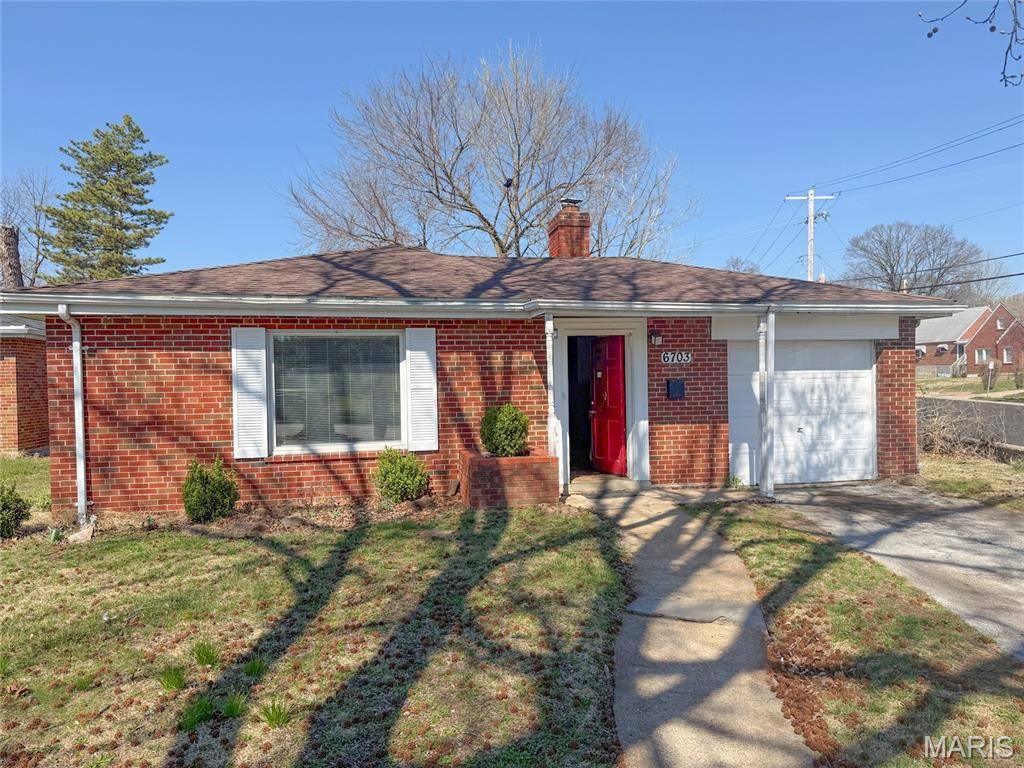 6703 Etzel AVE, St Louis, MO 63130