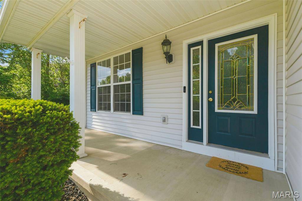 202 Keeneland CT, Collinsville, IL 62234