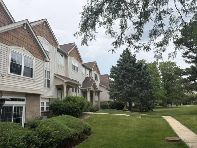 1295 Georgetown WAY, Vernon Hills, IL 60061
