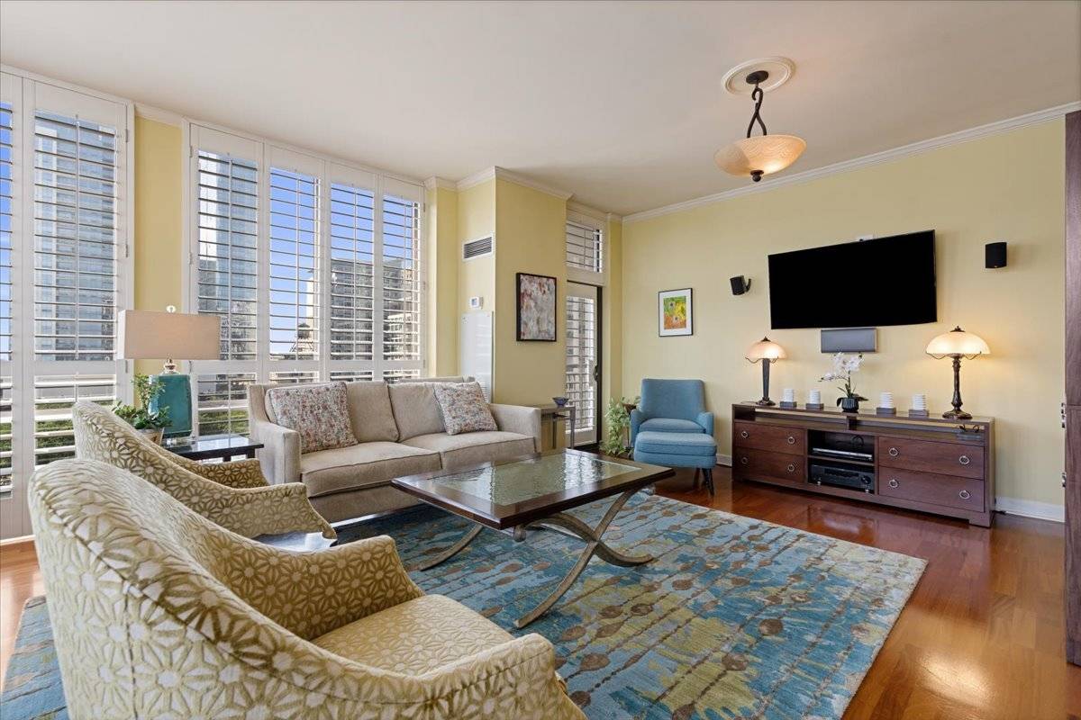 1335 S Prairie AVE #906, Chicago, IL 60605