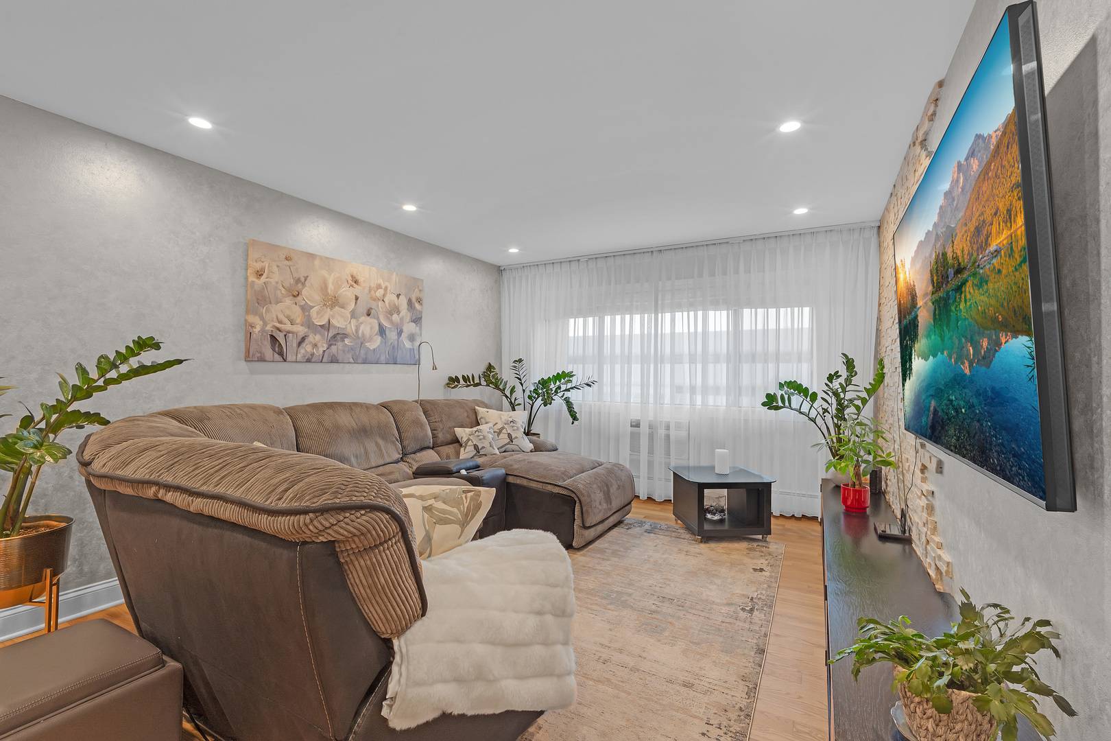 5358 N Cumberland AVE #421, Chicago, IL 60656