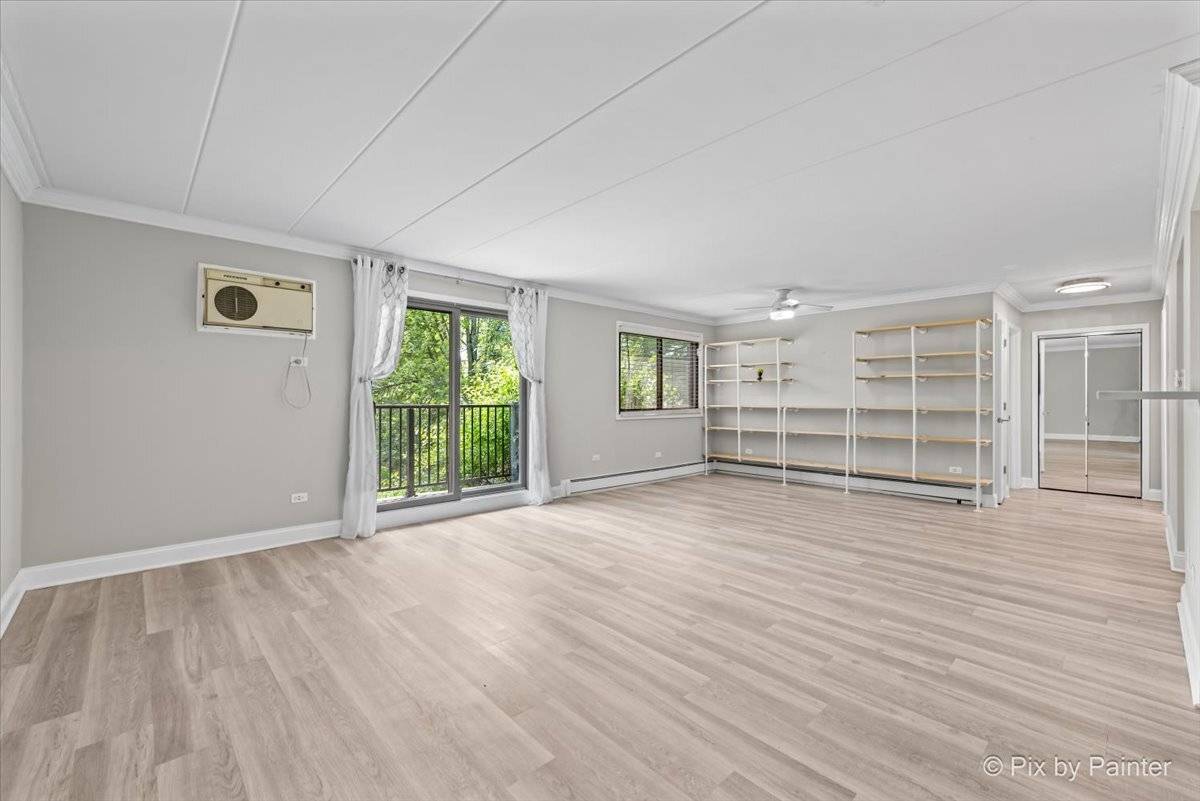 1220 S Lorraine RD #2H, Wheaton, IL 60189