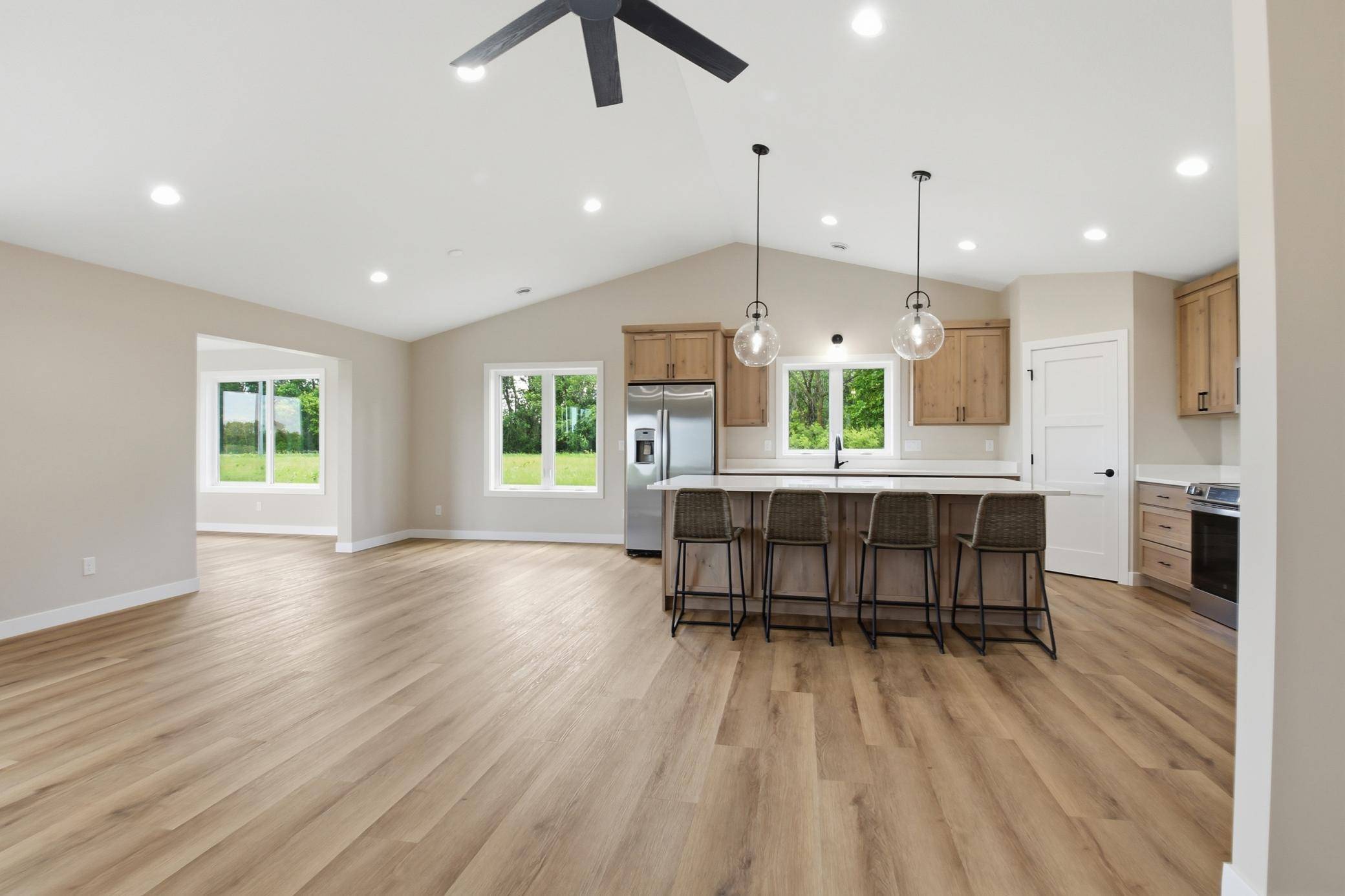 381 Old Glory DR NE, Alexandria, MN 56308