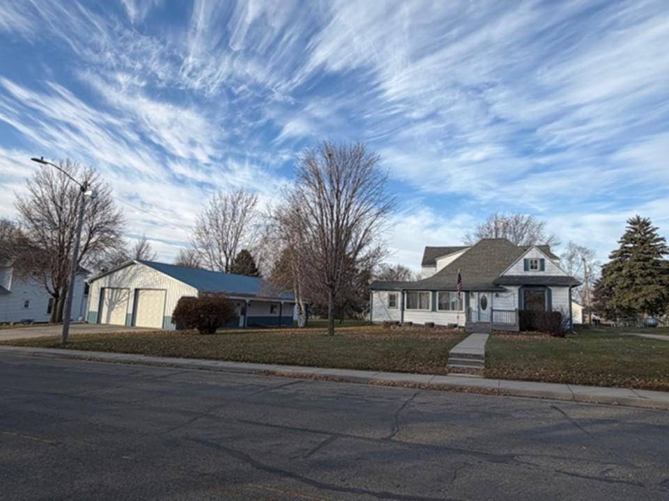 404 Melby AVE, Ashby, MN 56309